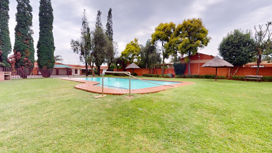 2 Bedroom Property for Sale in Witfield Gauteng