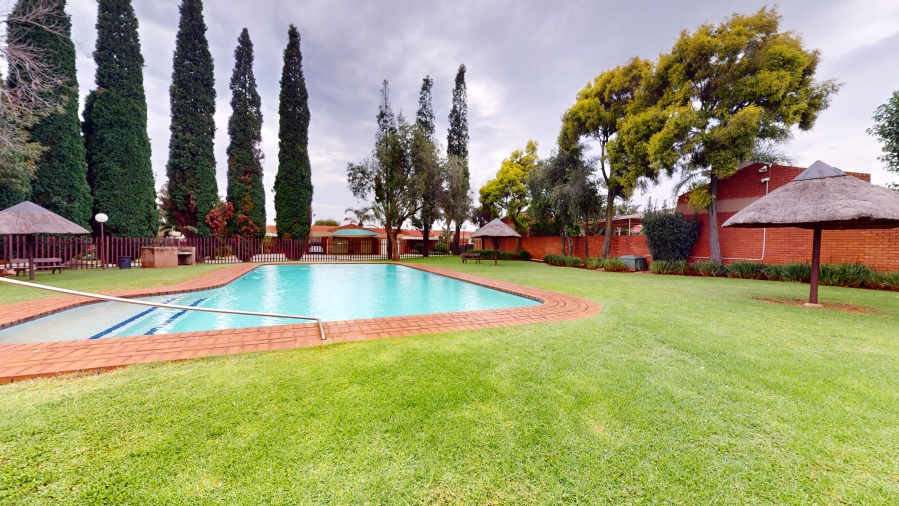 2 Bedroom Property for Sale in Witfield Gauteng
