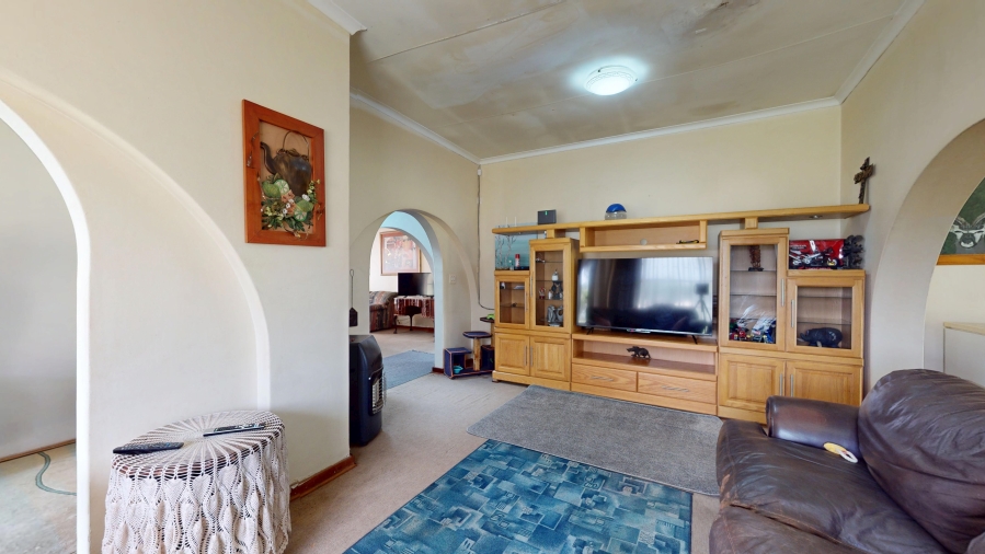 6 Bedroom Property for Sale in Benoni AH Gauteng