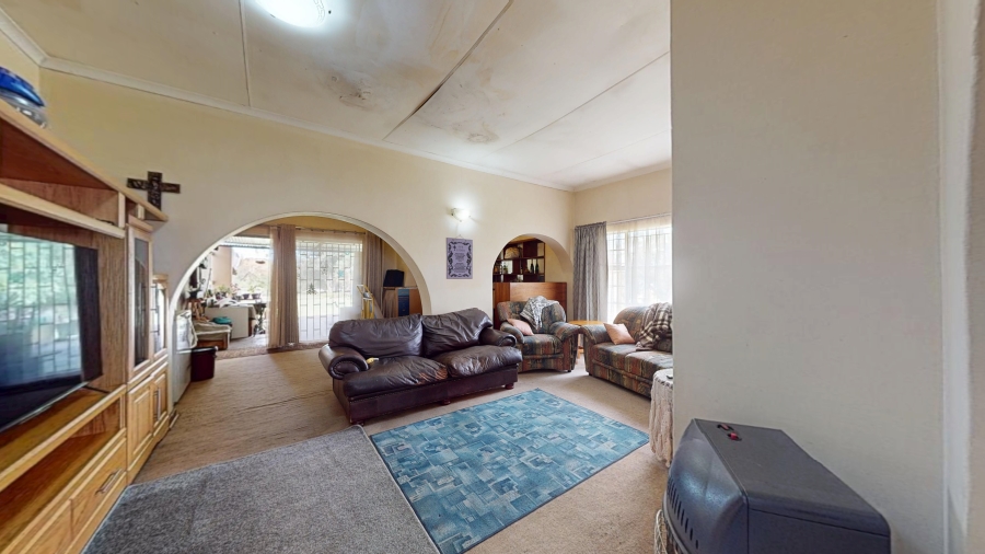 6 Bedroom Property for Sale in Benoni AH Gauteng