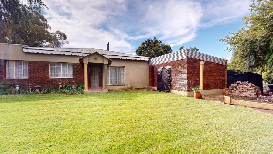 6 Bedroom Property for Sale in Benoni AH Gauteng