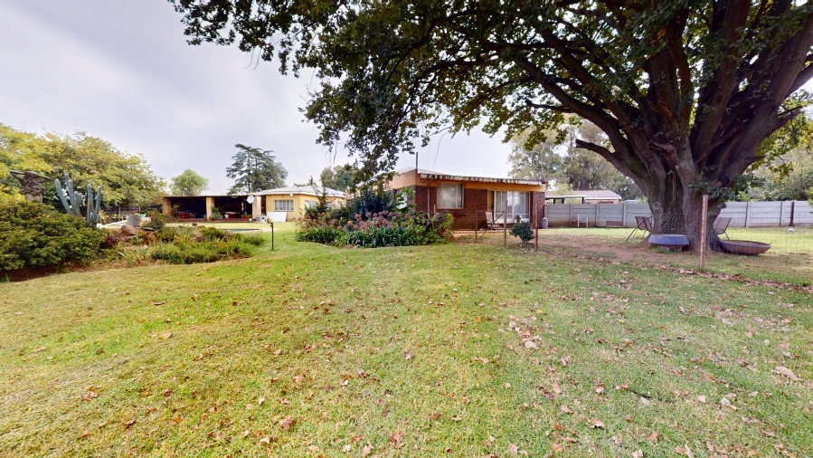 6 Bedroom Property for Sale in Benoni AH Gauteng