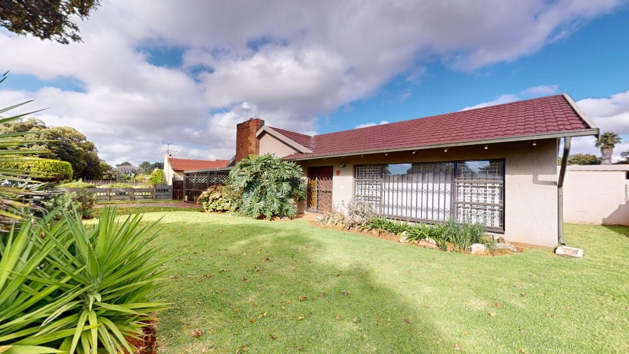 4 Bedroom Property for Sale in Lilianton Gauteng