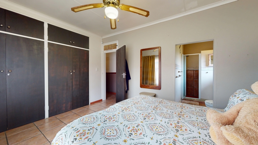 4 Bedroom Property for Sale in Lilianton Gauteng