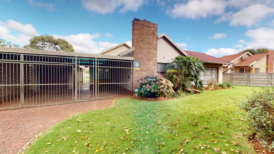 4 Bedroom Property for Sale in Lilianton Gauteng