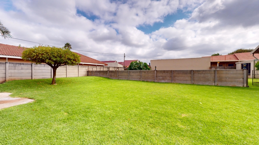 4 Bedroom Property for Sale in Lilianton Gauteng