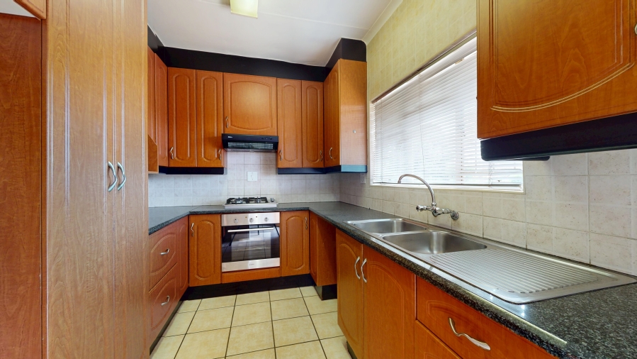 2 Bedroom Property for Sale in Witfield Gauteng