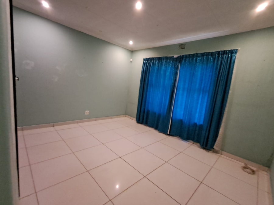 To Let 3 Bedroom Property for Rent in Vanderbijlpark SE Gauteng