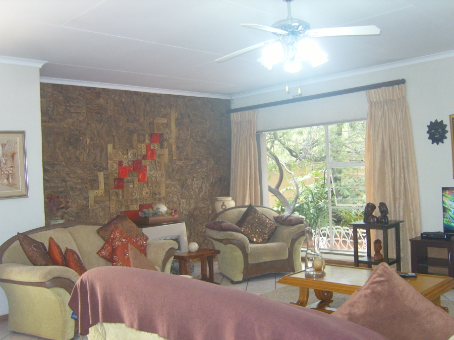 4 Bedroom Property for Sale in Brackenhurst Gauteng