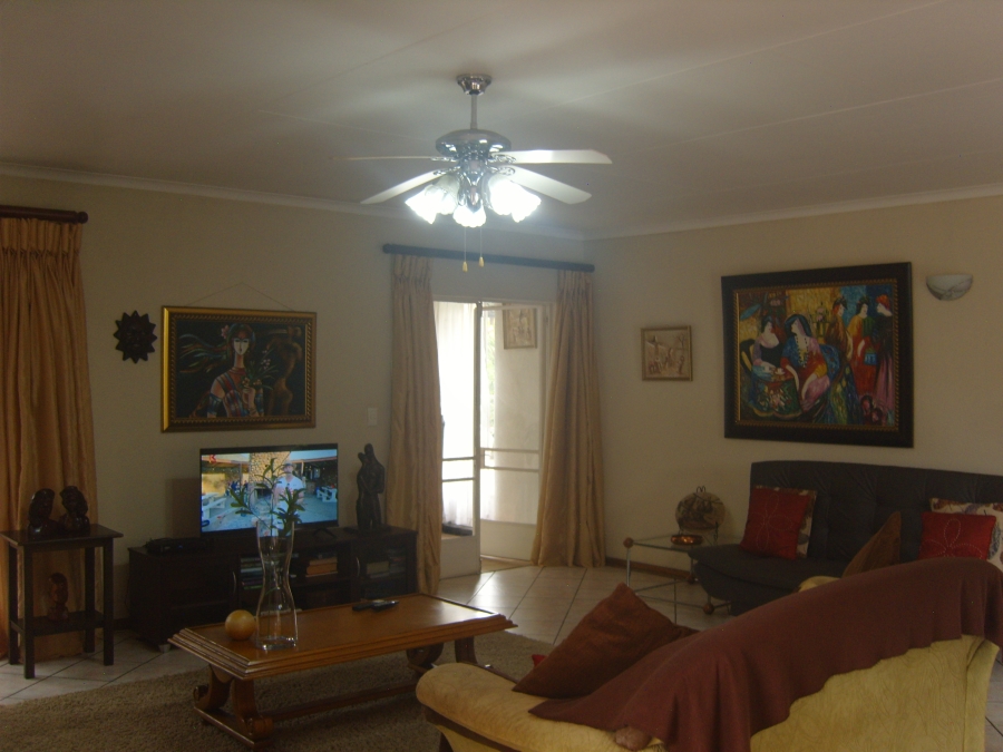 4 Bedroom Property for Sale in Brackenhurst Gauteng