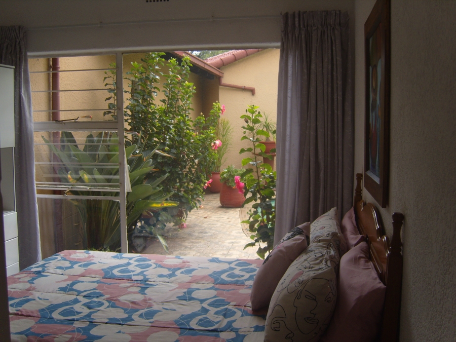 4 Bedroom Property for Sale in Brackenhurst Gauteng