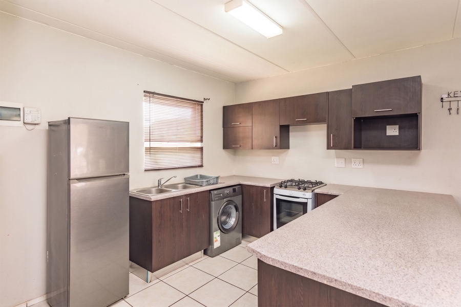 2 Bedroom Property for Sale in Honeypark Gauteng