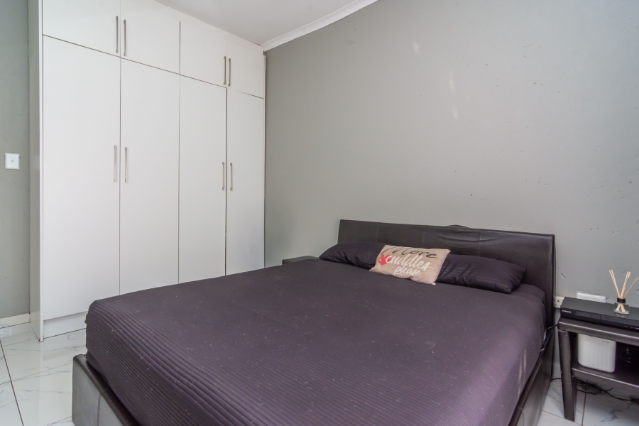 3 Bedroom Property for Sale in Fleurhof Gauteng