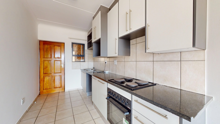 2 Bedroom Property for Sale in Cloverdene Gauteng