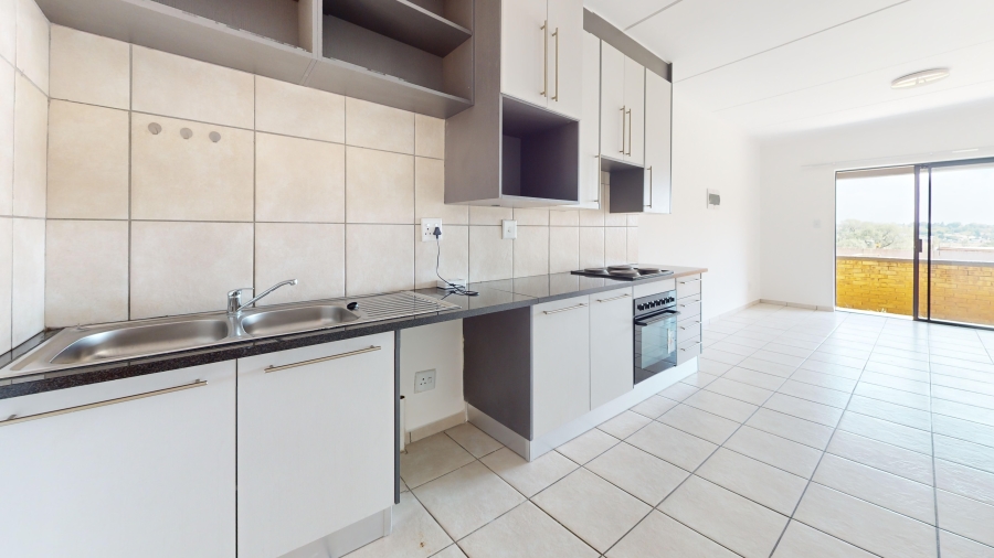 2 Bedroom Property for Sale in Cloverdene Gauteng