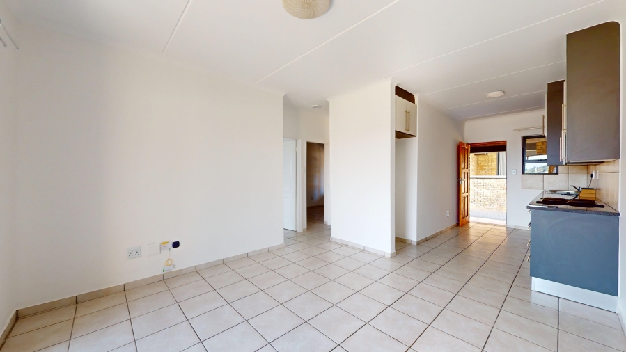 2 Bedroom Property for Sale in Cloverdene Gauteng