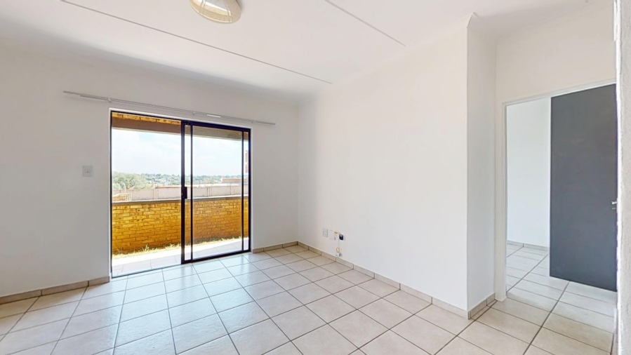 2 Bedroom Property for Sale in Cloverdene Gauteng