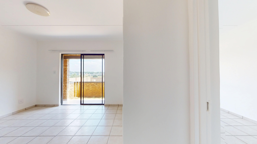 2 Bedroom Property for Sale in Cloverdene Gauteng