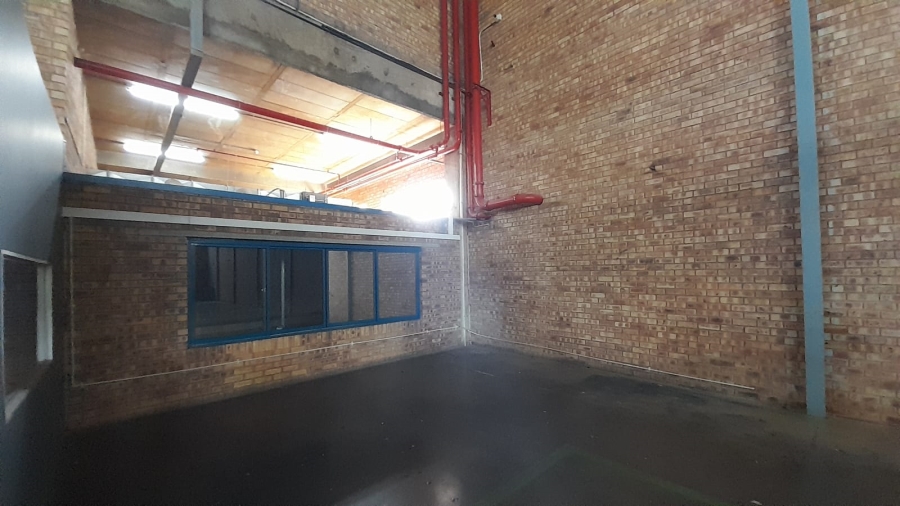 To Let Commercial Property for Rent in Randjespark Gauteng