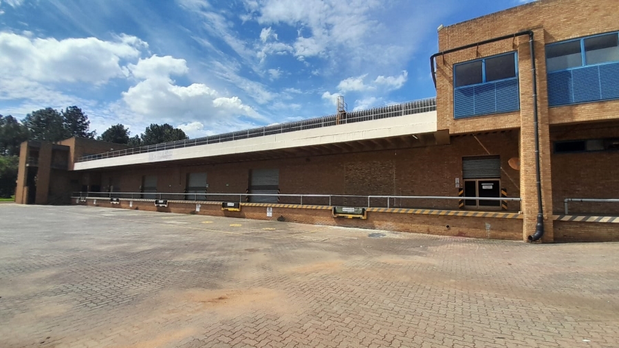To Let Commercial Property for Rent in Randjespark Gauteng
