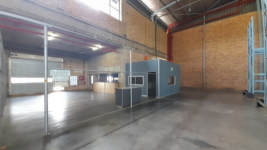 To Let Commercial Property for Rent in Randjespark Gauteng