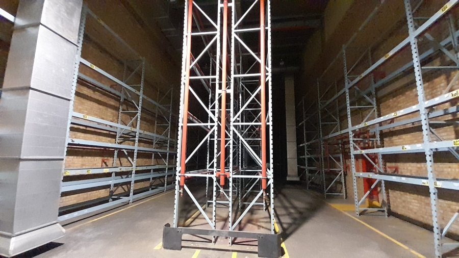 To Let Commercial Property for Rent in Randjespark Gauteng