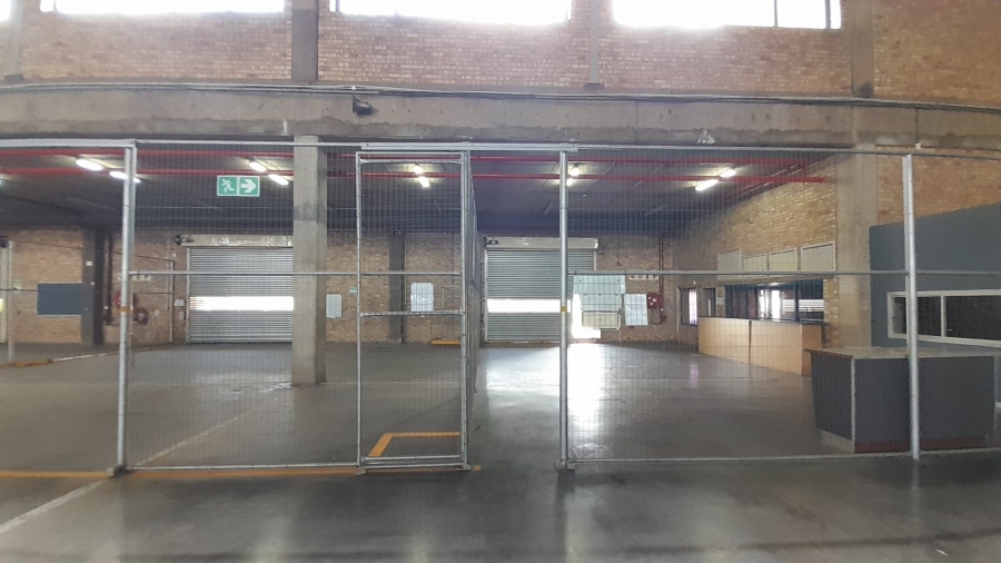 To Let Commercial Property for Rent in Randjespark Gauteng
