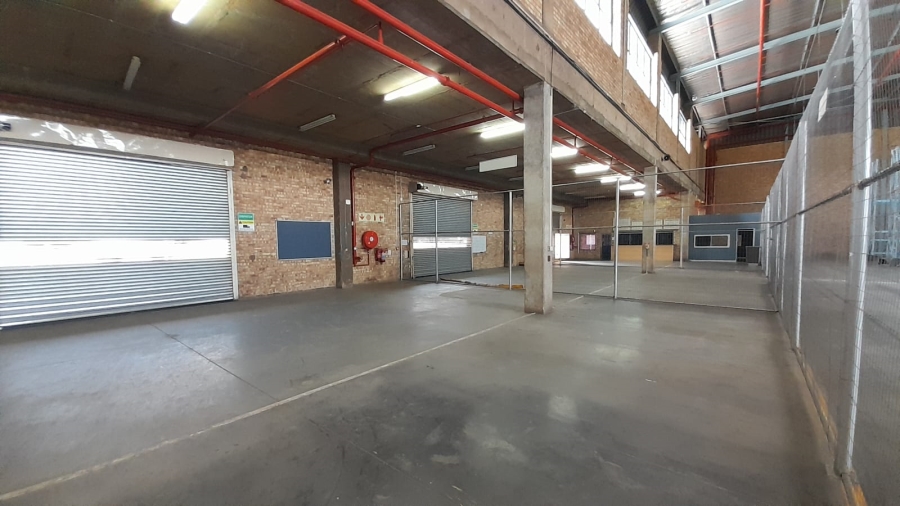 To Let Commercial Property for Rent in Randjespark Gauteng