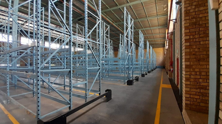 To Let Commercial Property for Rent in Randjespark Gauteng