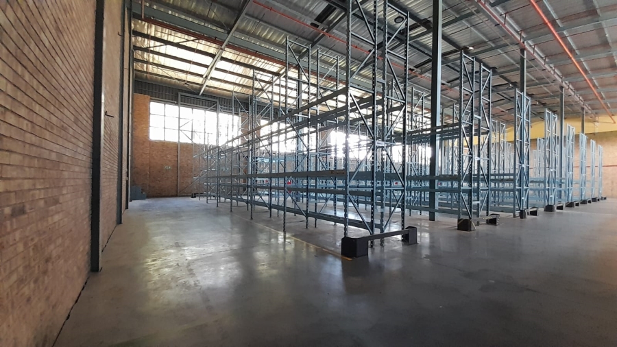 To Let Commercial Property for Rent in Randjespark Gauteng
