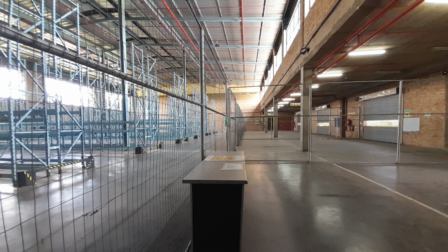 To Let Commercial Property for Rent in Randjespark Gauteng