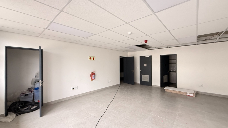 To Let Commercial Property for Rent in Samrand Business Park Gauteng