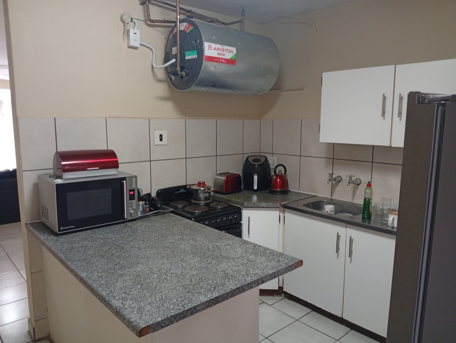To Let 2 Bedroom Property for Rent in Silverton Gauteng