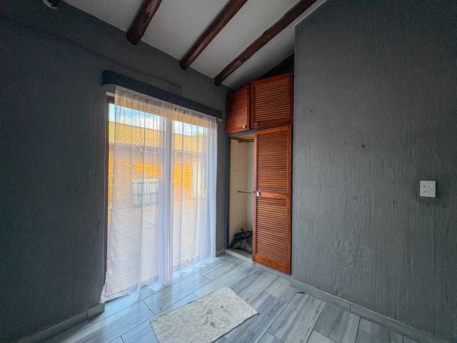 4 Bedroom Property for Sale in New State Areas Gauteng