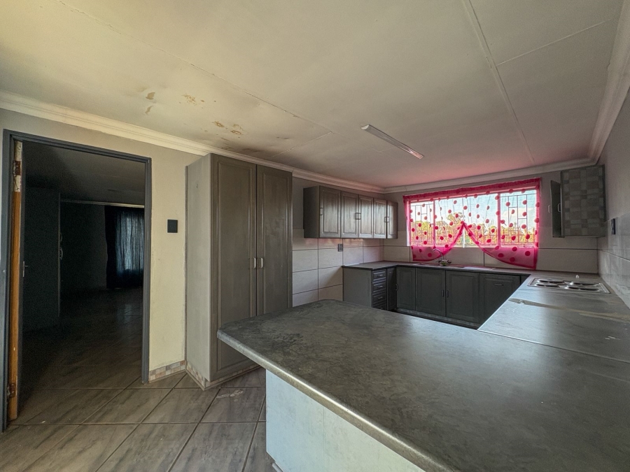 4 Bedroom Property for Sale in New State Areas Gauteng