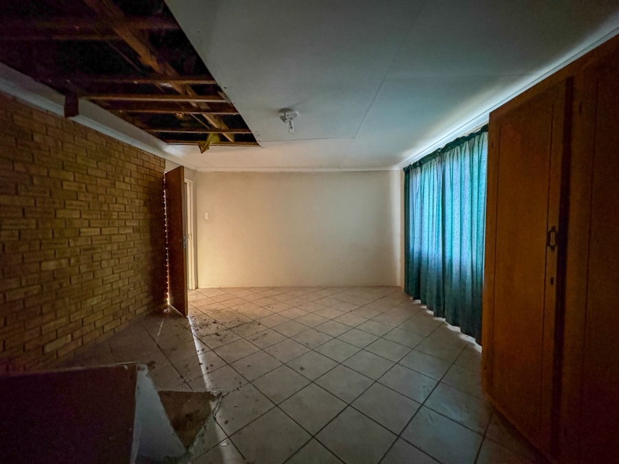 4 Bedroom Property for Sale in New State Areas Gauteng