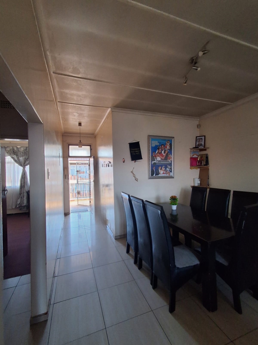 2 Bedroom Property for Sale in Peacehaven Gauteng