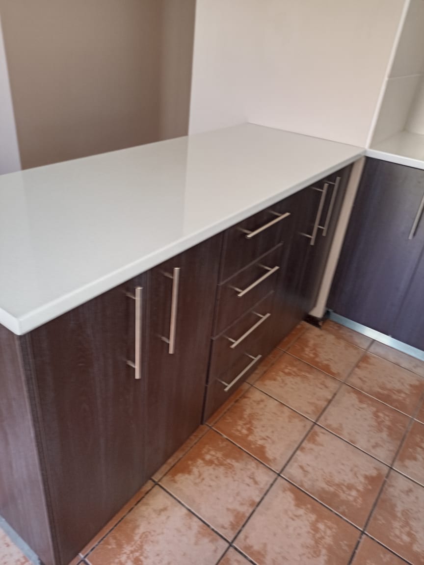 To Let 3 Bedroom Property for Rent in Sharon Park Gauteng