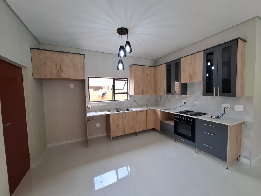 3 Bedroom Property for Sale in Annlin Gauteng