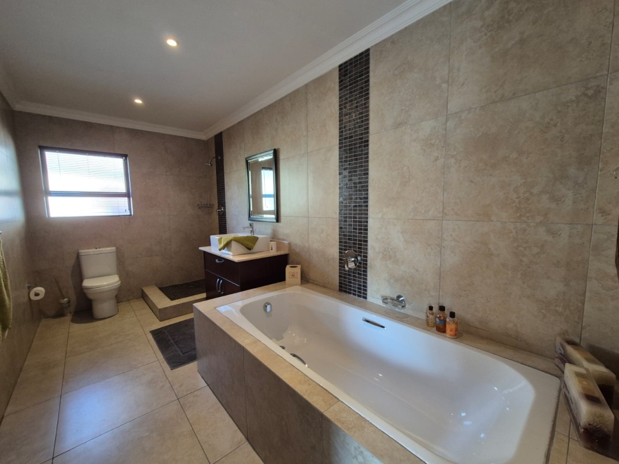 4 Bedroom Property for Sale in Vaalview Gauteng