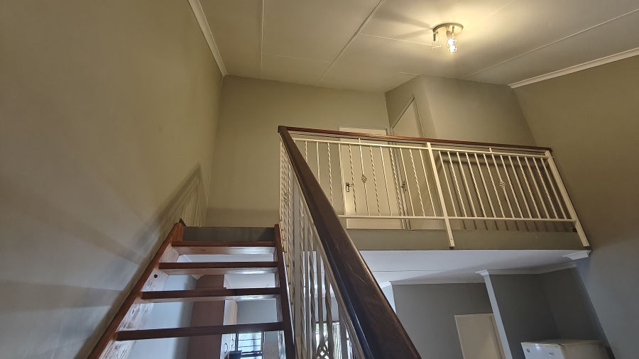 To Let 1 Bedroom Property for Rent in Broadacres Gauteng