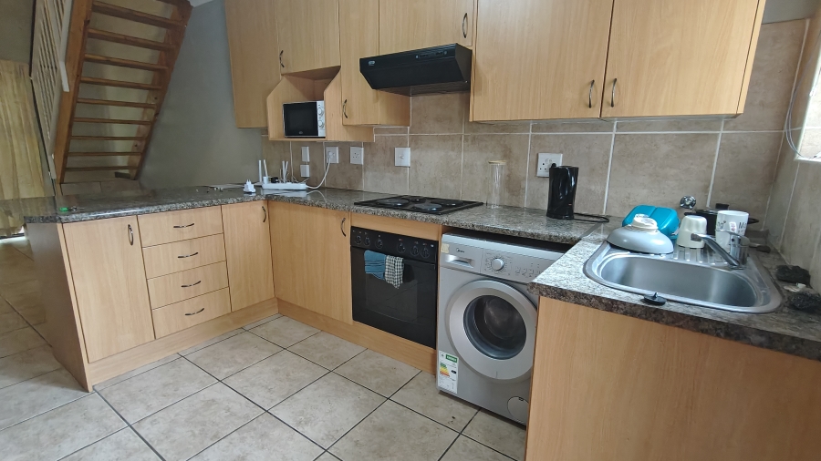 To Let 1 Bedroom Property for Rent in Broadacres Gauteng