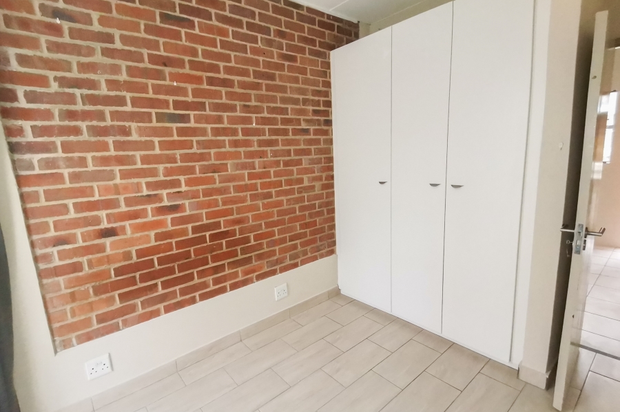 1 Bedroom Property for Sale in Houghton Estate Gauteng