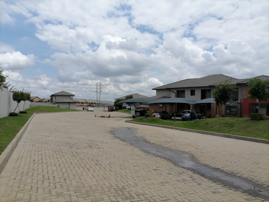 3 Bedroom Property for Sale in Noordwyk Gauteng