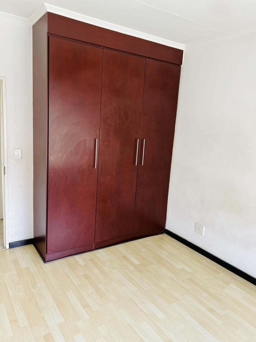 2 Bedroom Property for Sale in Bedfordview Gauteng