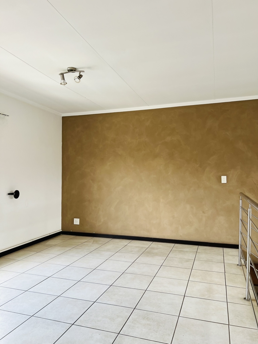 2 Bedroom Property for Sale in Bedfordview Gauteng