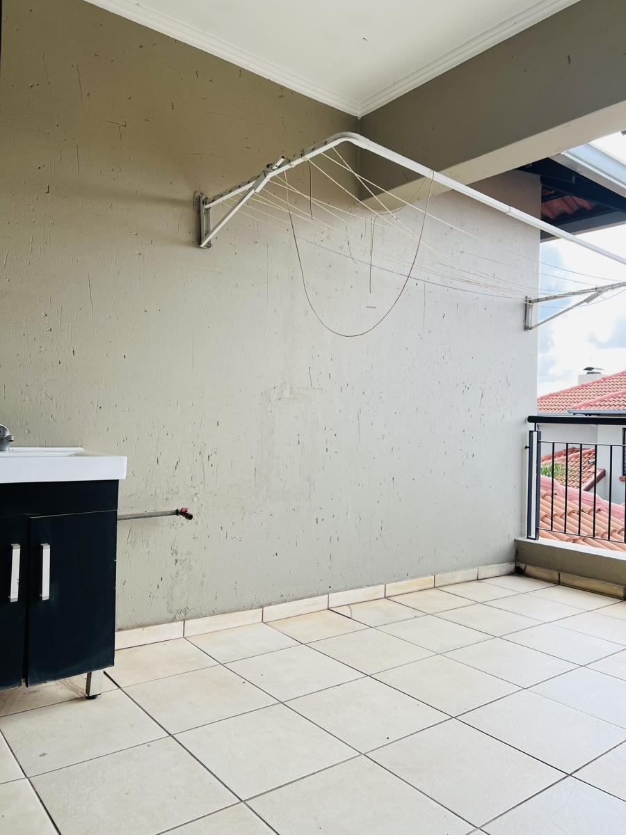 2 Bedroom Property for Sale in Bedfordview Gauteng