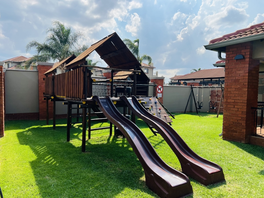 2 Bedroom Property for Sale in Bedfordview Gauteng