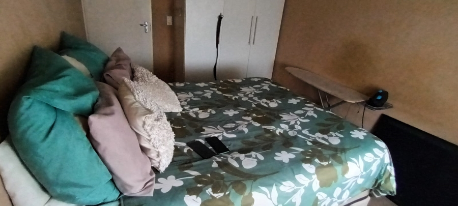 2 Bedroom Property for Sale in Mountain View Gauteng