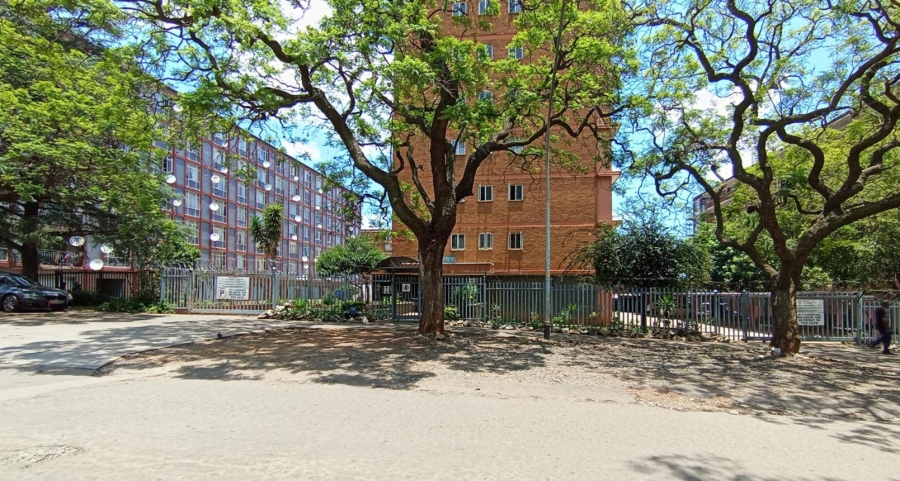 2 Bedroom Property for Sale in Muckleneuk Gauteng